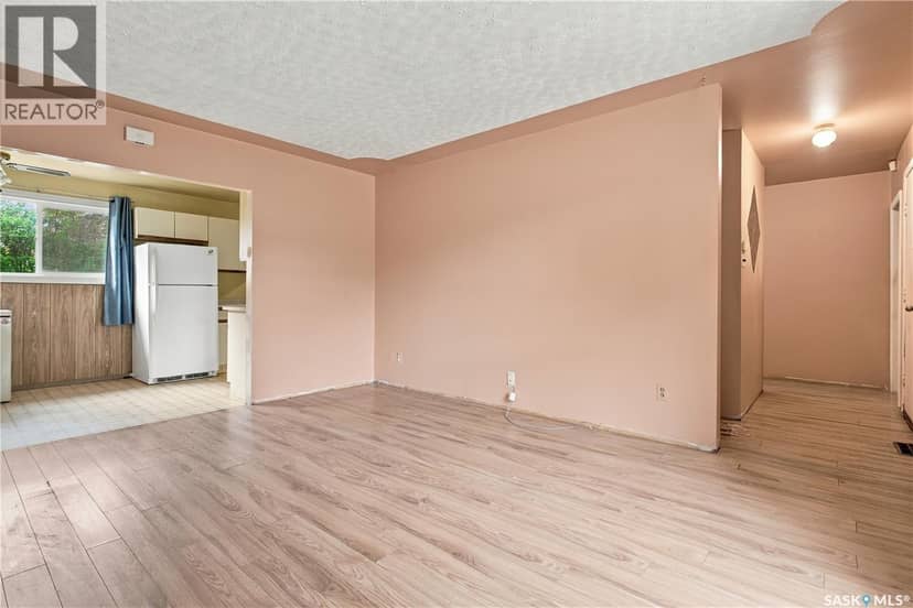 701 Y Avenue N, Saskatoon, photo 4