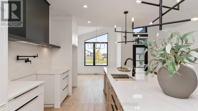 B - 137 Harvest Lane, Dutton/Dunwich, photo 7