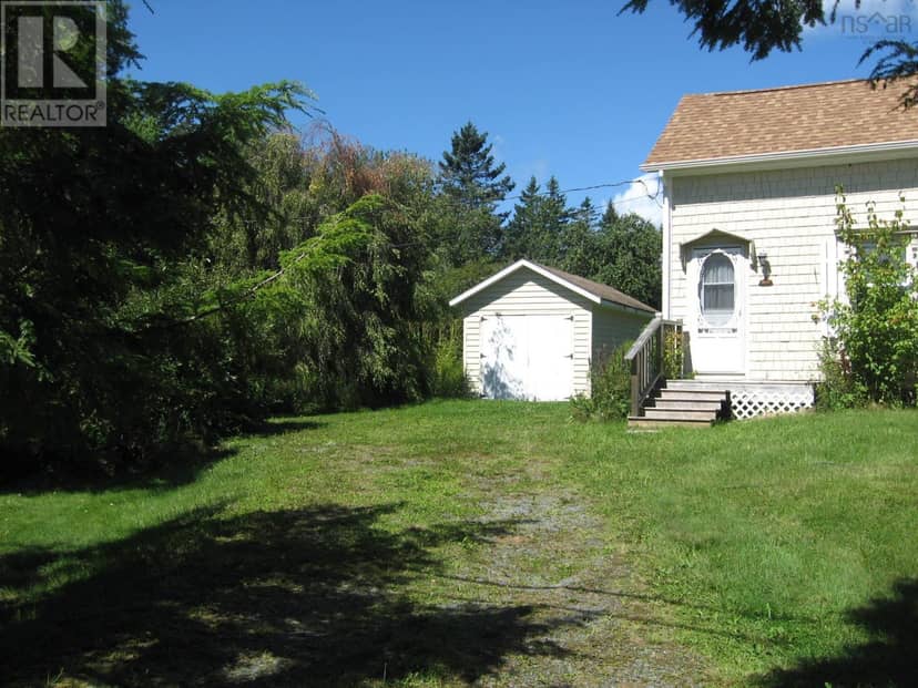 117 Silver Rock Drive, Hunts Point, photo 3