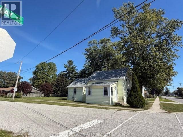 537 Broadway, Belle River, photo 4