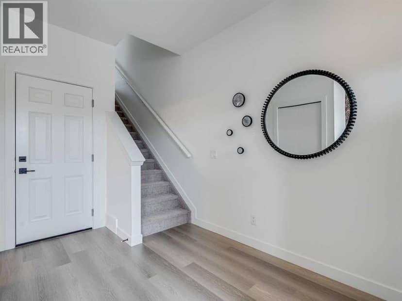 6106, 200 Southridge Drive, Okotoks, photo 3