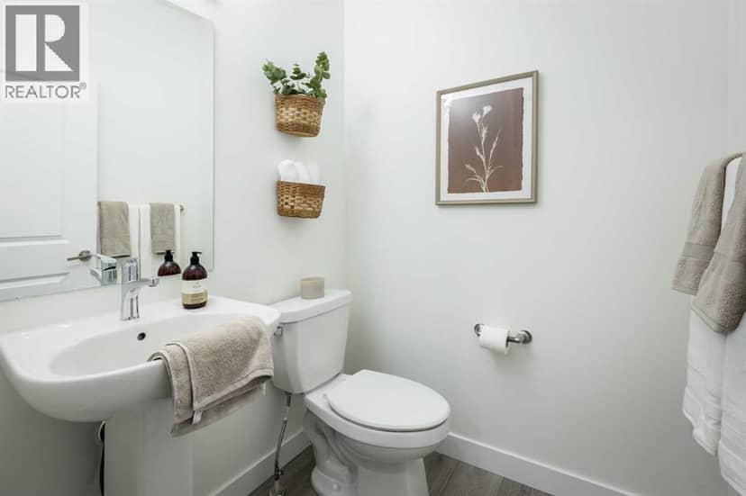 304 Heritage Boulevard, Cochrane, photo 8