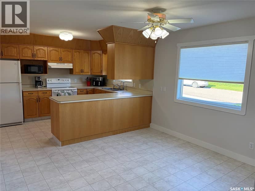 201 1st STREET E, Kelvington, photo 5
