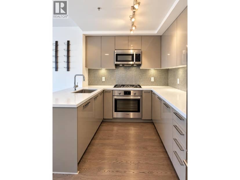 418 10177 River Drive, Richmond, photo 3