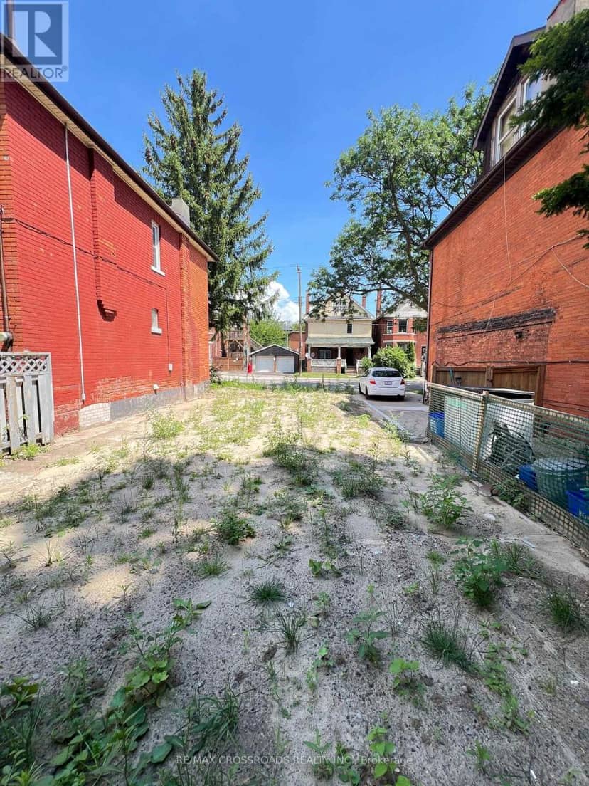 128 Stinson Street, Hamilton, photo 2