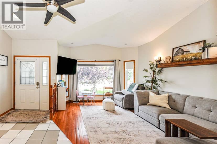 5005 58 Street, Daysland, photo 3