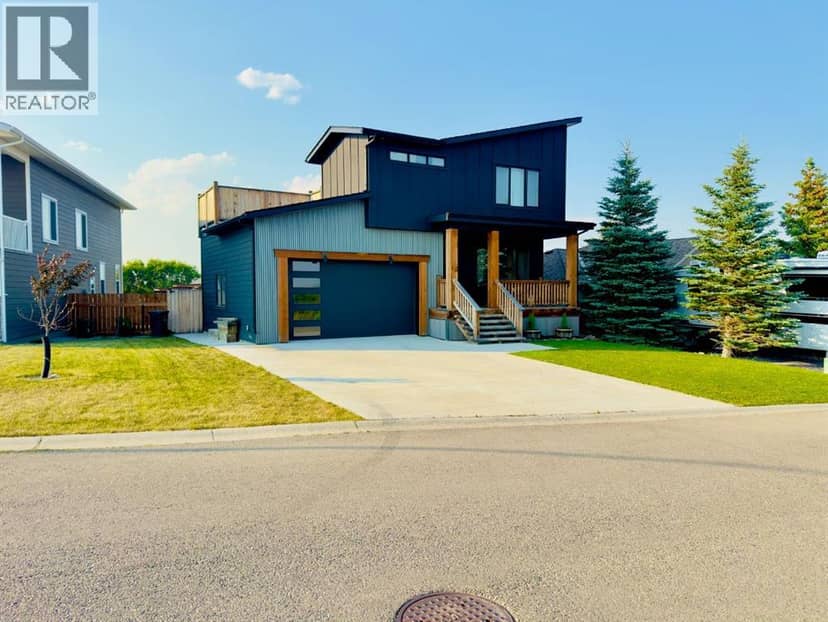 1221 Tumbleweed Avenue, Pincher Creek, photo 2