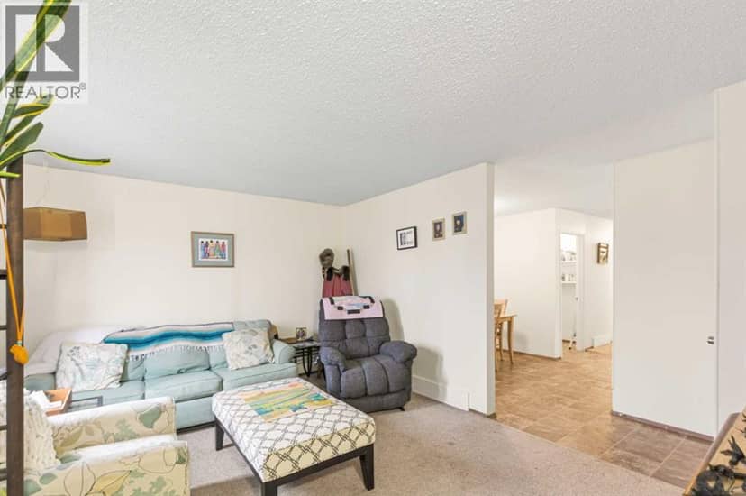 9908 93 Avenue, Wembley, photo 4