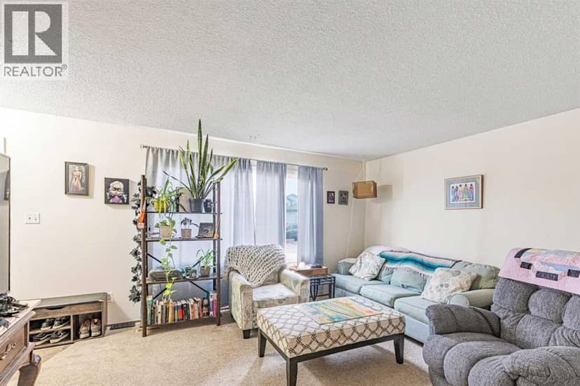 9908 93 Avenue, Wembley, photo 5