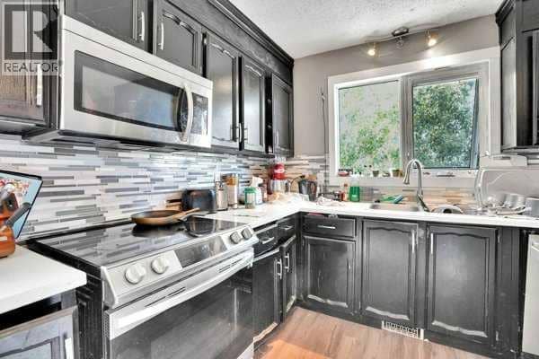 437 Mckinnon Drive, Carseland, photo 3
