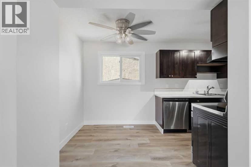 C1, 35 Nash Street, Red Deer, photo 4