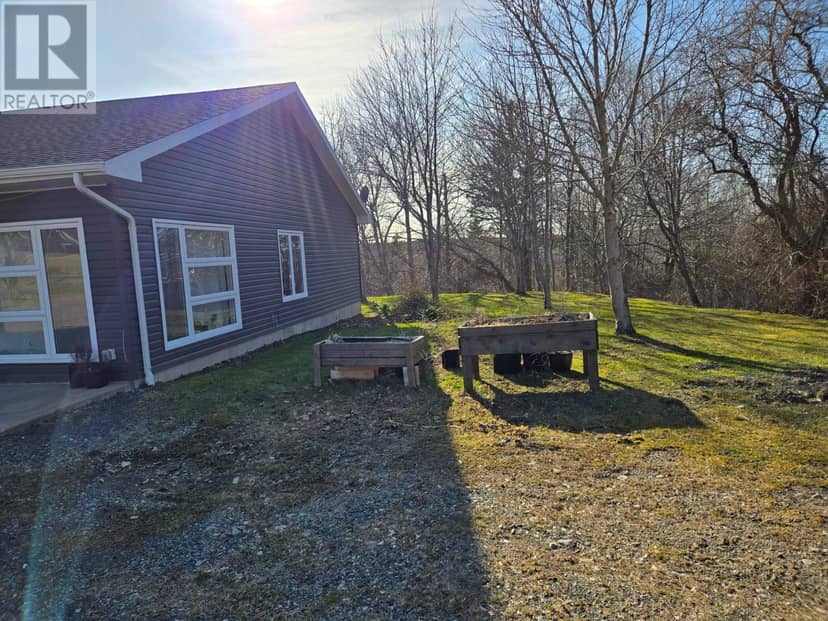 4821 Highway 1, Weymouth, photo 6