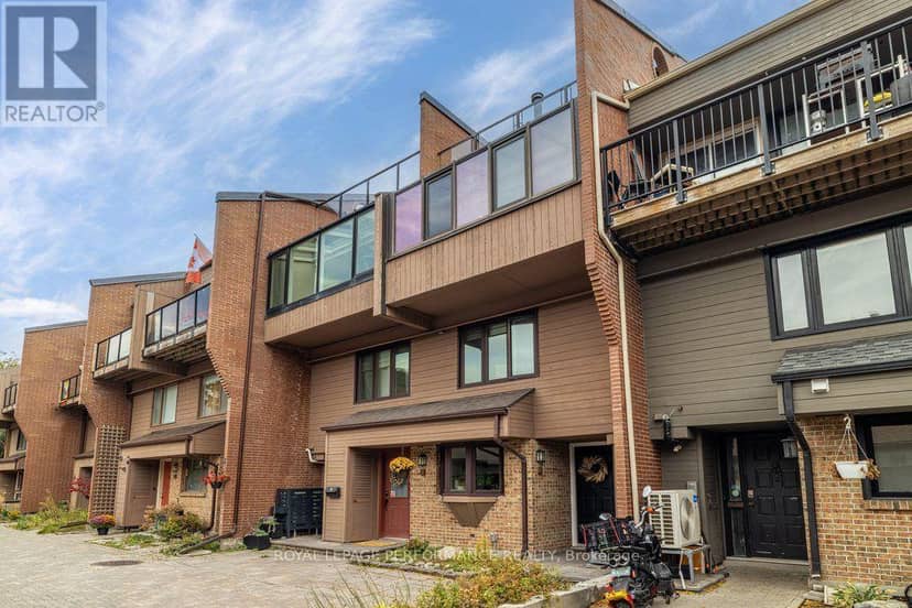 2 - 251 Bruyere Street, Ottawa, photo 3