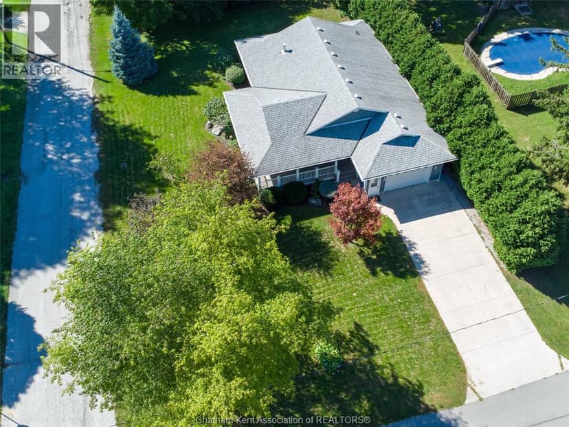 760 West Street, Dresden, photo 3