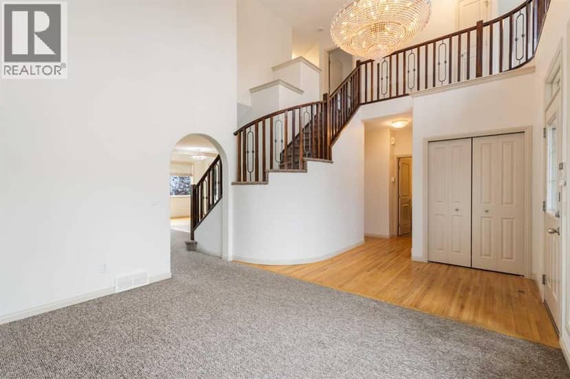 53 Sherwood Way NW, Calgary, photo 4