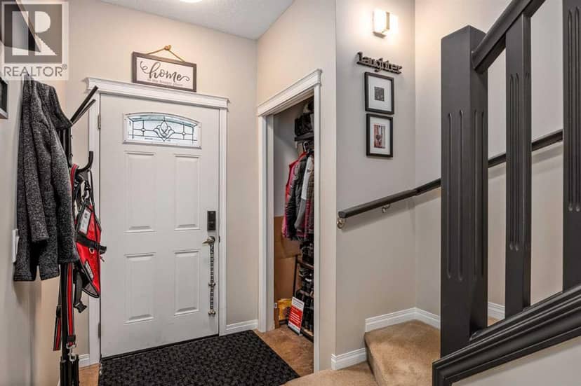 604, 620 Luxstone Landing SW, Airdrie, photo 4