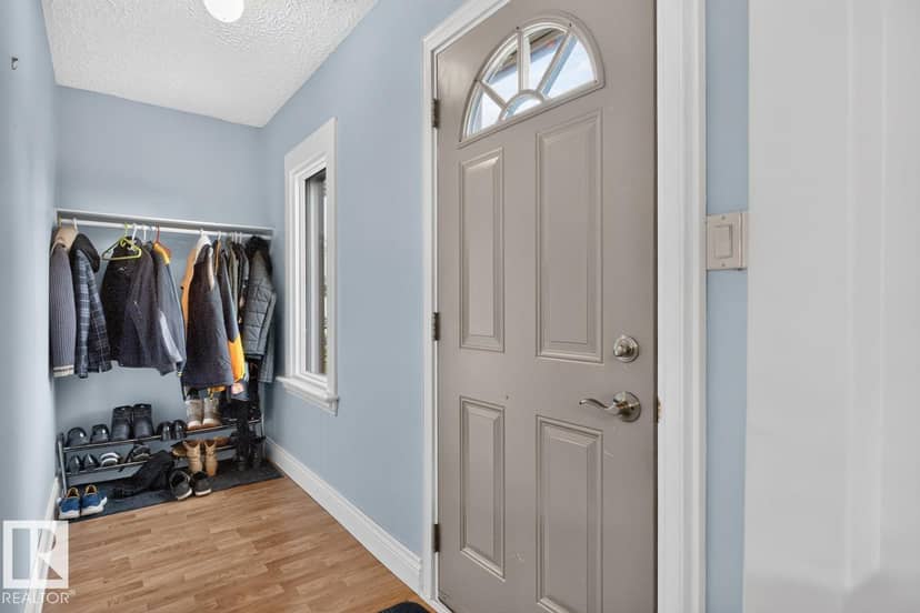 6 Mont Clare Pl, St. Albert, photo 3