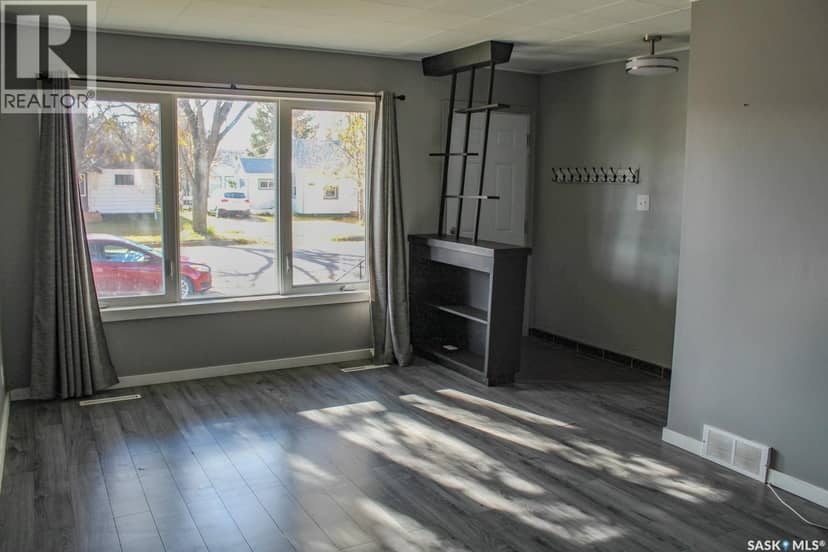 106 Higgins AVENUE W, Melfort, photo 8