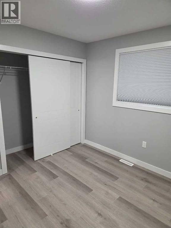 2, 969 2 Street SE, Medicine Hat, photo 8