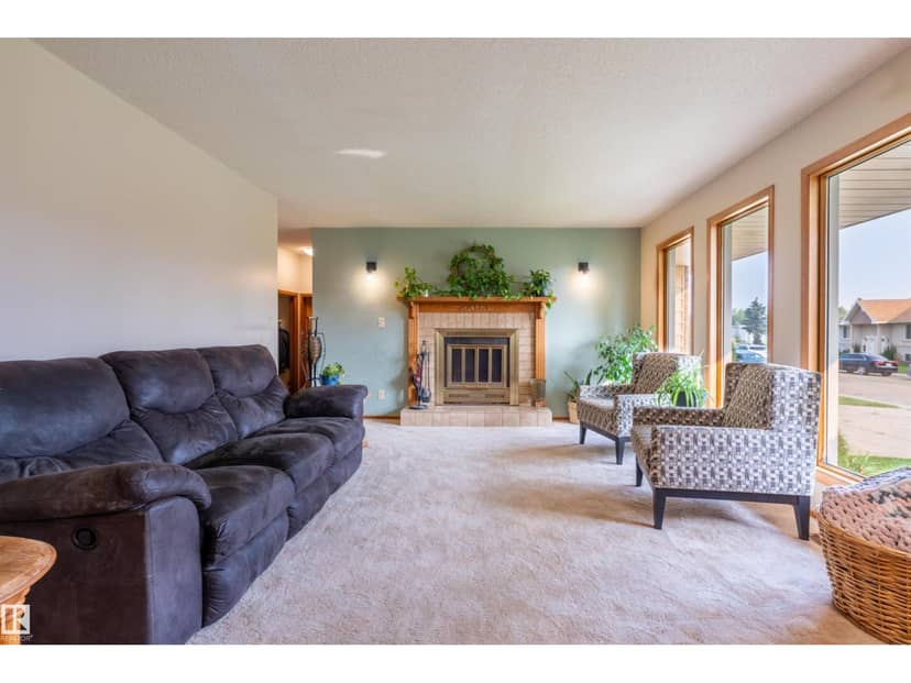 5825 52 ST, Wetaskiwin, photo 6