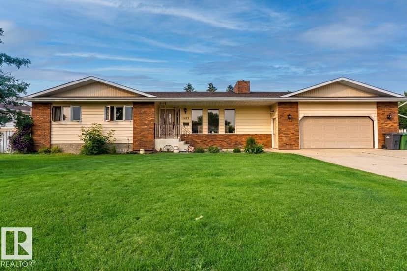 5825 52 ST, Wetaskiwin, photo 2