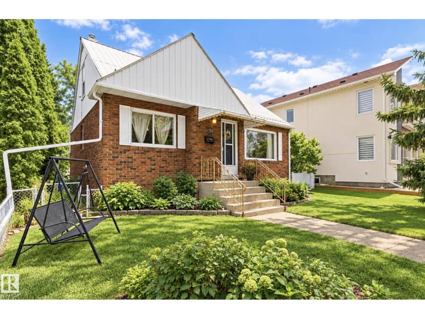 7703 77 AV NW, Edmonton, photo 3