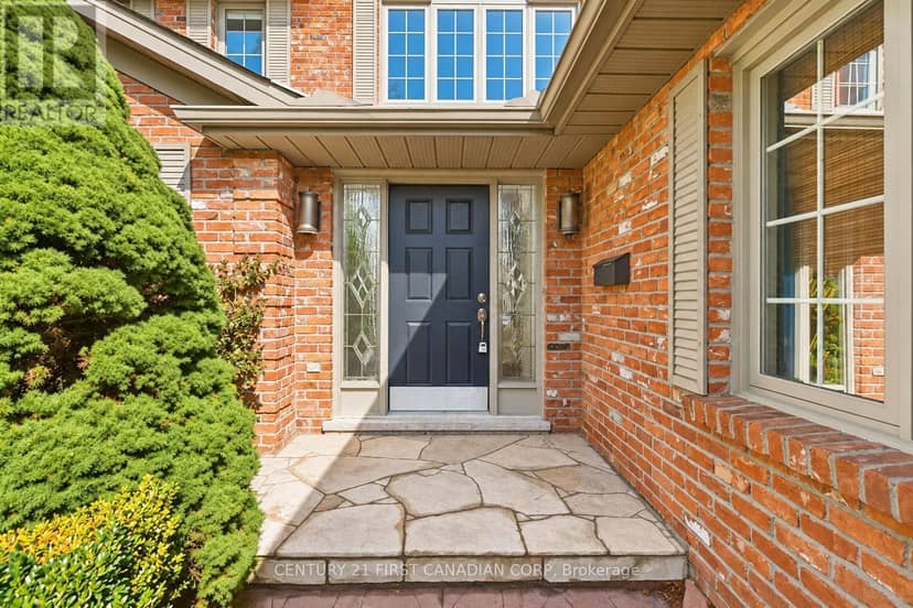 122 Sunnyside Drive, London North, photo 3