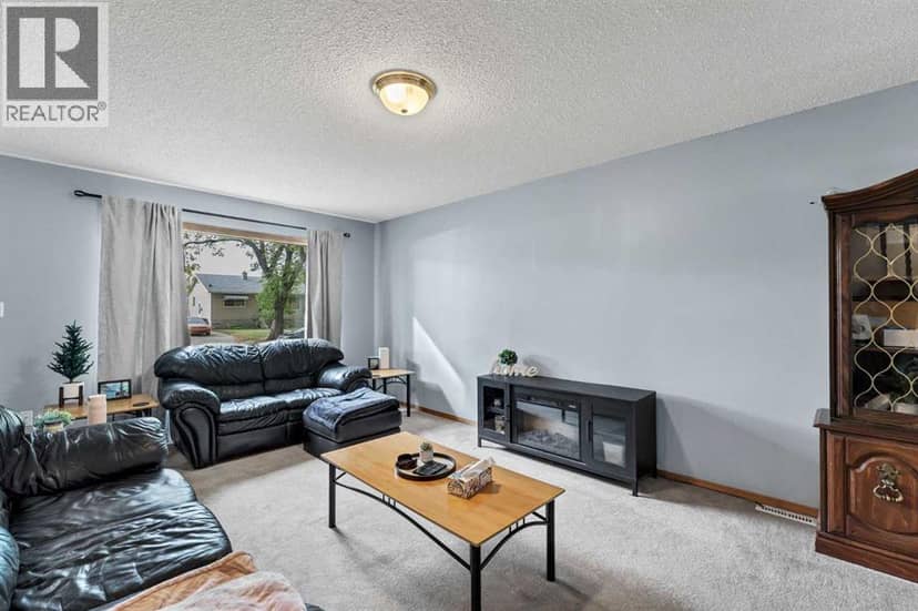 2685 15 Avenue SE, Medicine Hat, photo 6