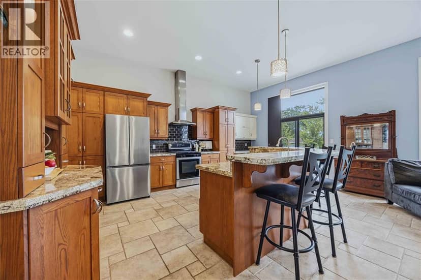 4303 Garden CRESCENT, Petrolia, photo 8