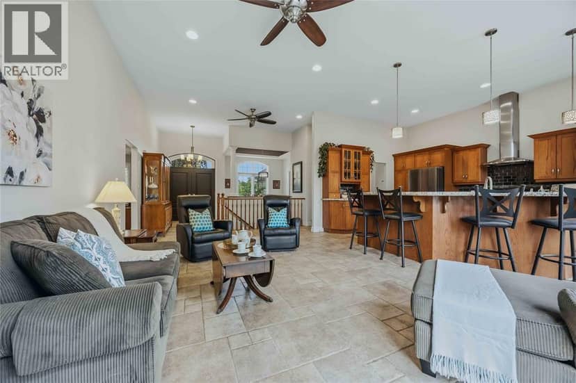 4303 Garden CRESCENT, Petrolia, photo 7