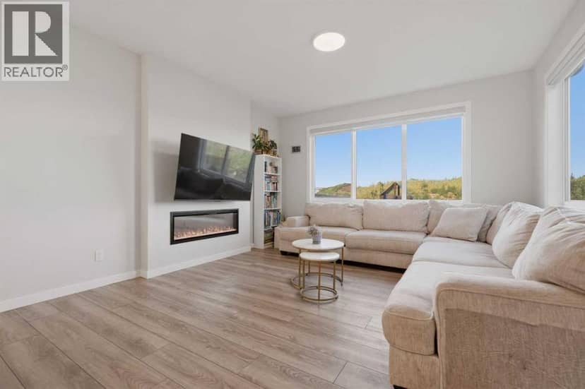 34 Belvedere Green SE, Calgary, photo 7