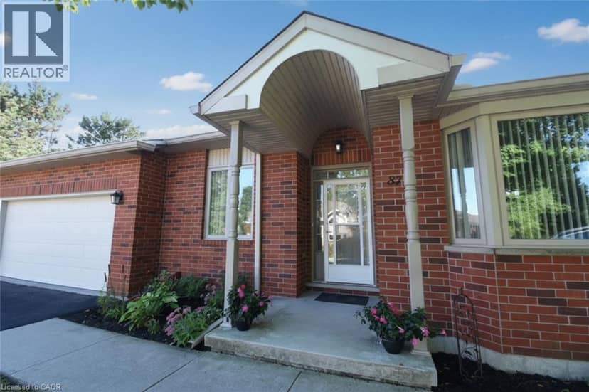 87 JENIFER Drive, Mount Hope, photo 2