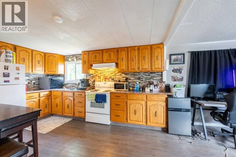 14, 5301 2 Street, Coalhurst, photo 7