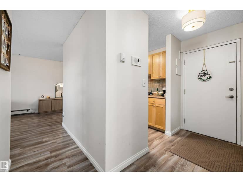 #302 51 Brown St, Stony Plain, photo 4