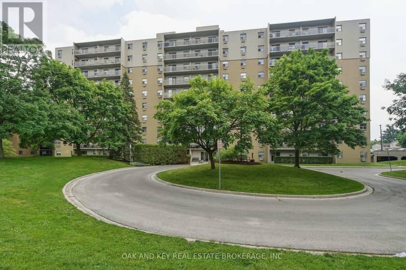 302 - 931 Wonderland Road S, London South