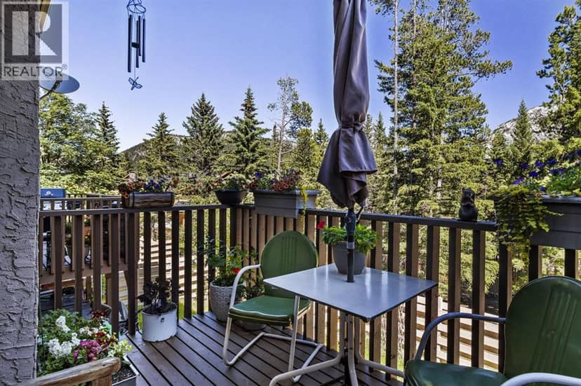 246 Kluane Drive, Banff, photo 8