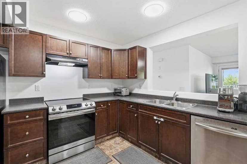 400, 8 Bayside Place, Strathmore, photo 6