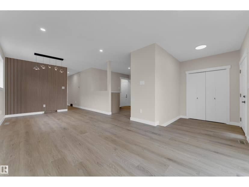 3527 44A AV NW, Edmonton, photo 6