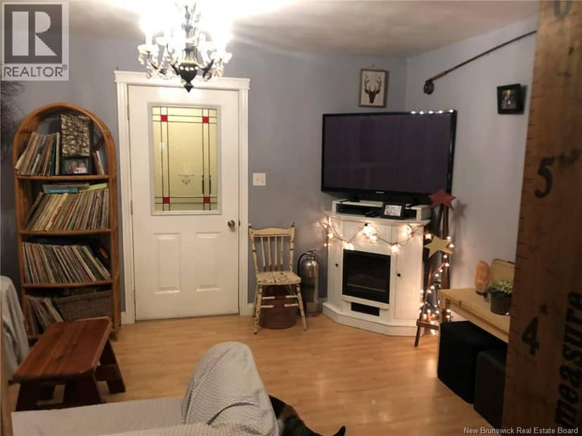 7 Oak Street, McAdam, photo 4