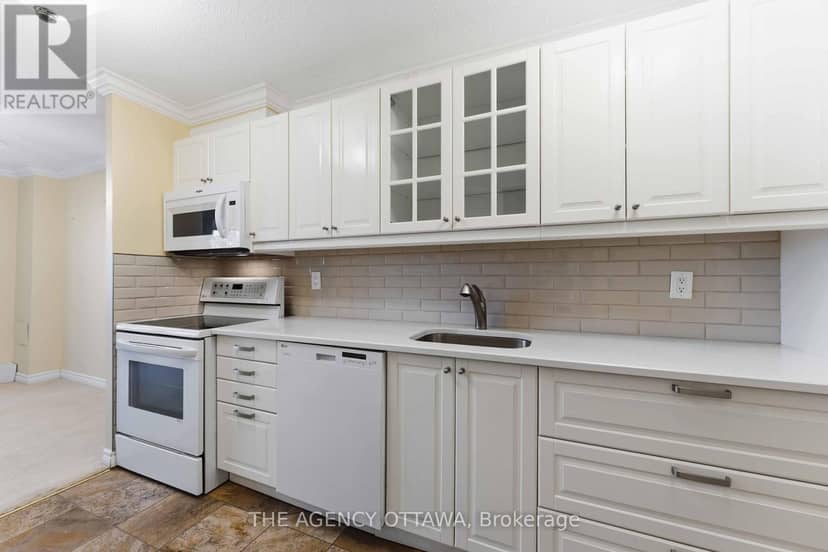 703 - 1785 Frobisher Lane, Ottawa, photo 7
