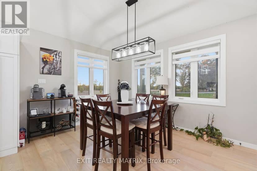 12340 Forest Road, South Dundas, photo 7