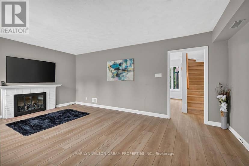 121 St Laurent Boulevard, Ottawa, photo 6