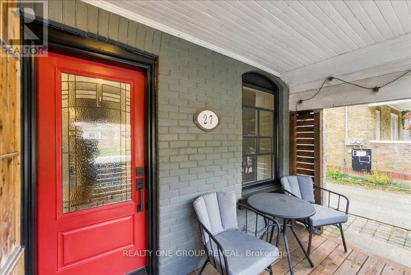 27 Ross Street, Barrie, photo 4