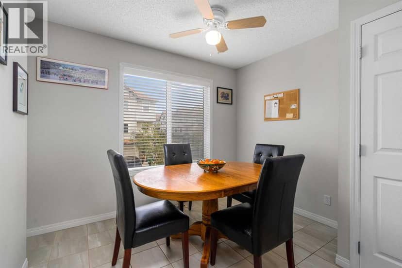 231 Copperfield Lane SE, Calgary, photo 6