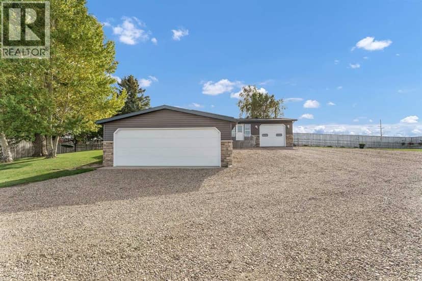 12002 Range Road 65, Rural Cypress County, photo 2
