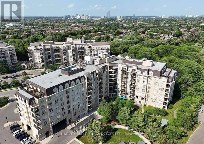 704 - 1 Maison Parc Court, Vaughan