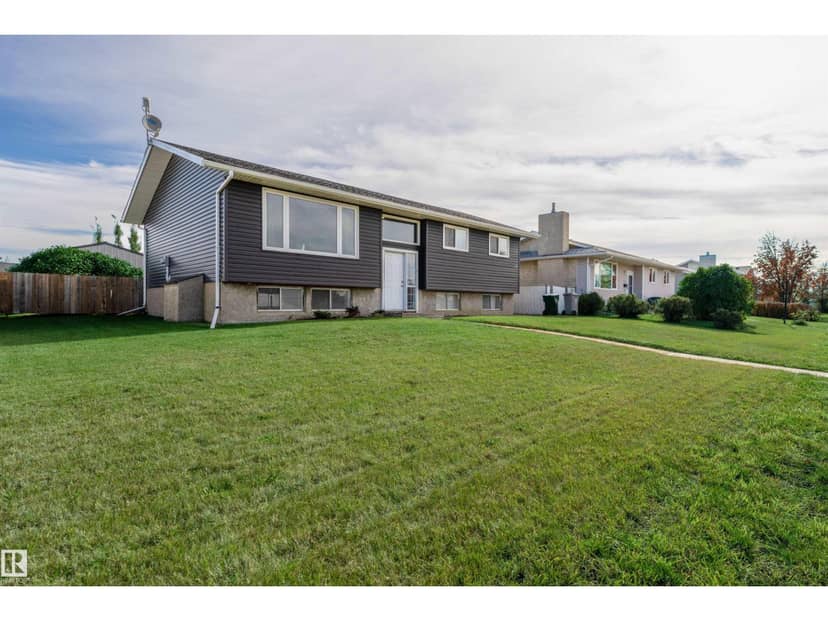 5019 46 ST, Lamont, photo 2