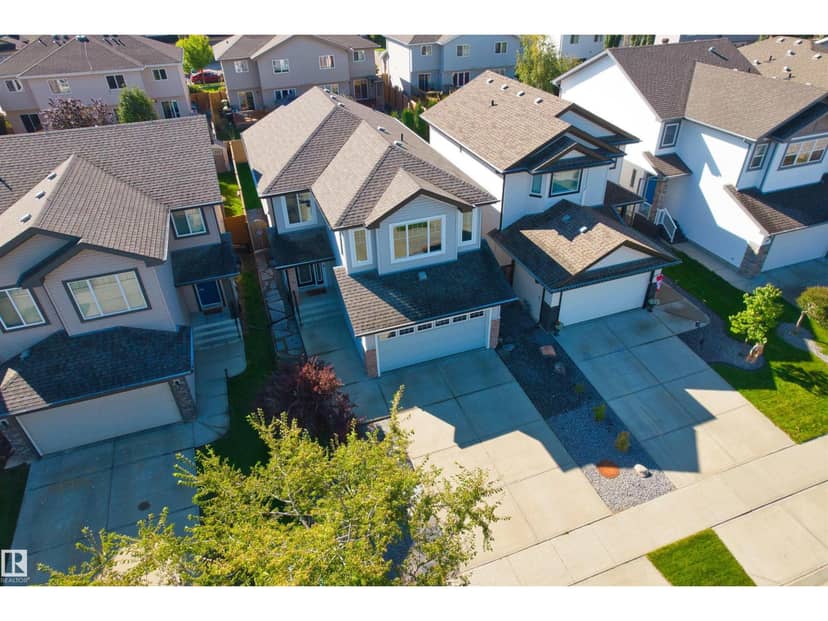 22 Norton Av, St. Albert, photo 2