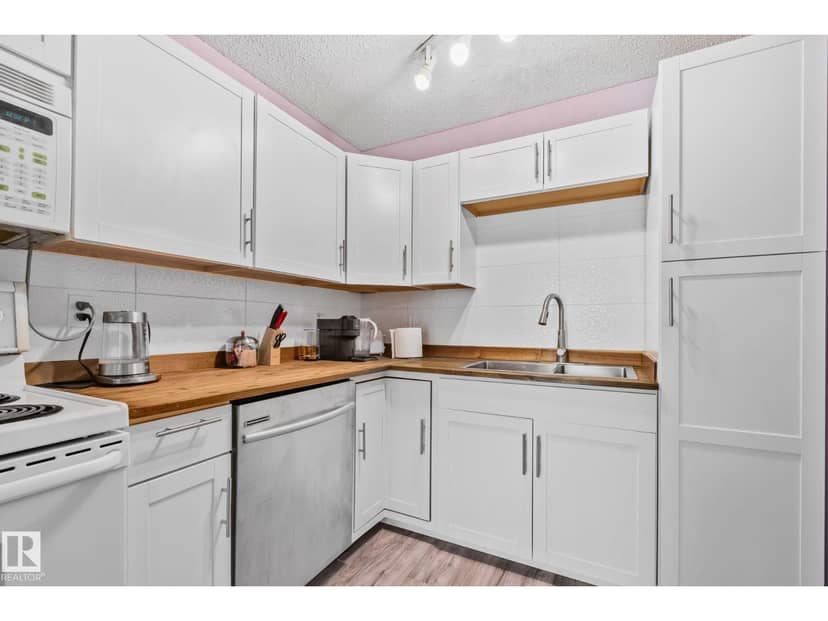 41 Akinsdale Gd, St. Albert, photo 2
