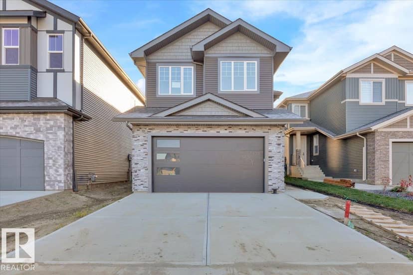1115 Gyrfalcon Cr NW, Edmonton
